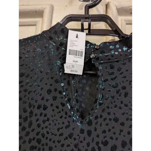 Lane Bryant Womens Size 26/28Long Sleeve  Velour Blouse  Green Leopard Print - Picture 7 of 8